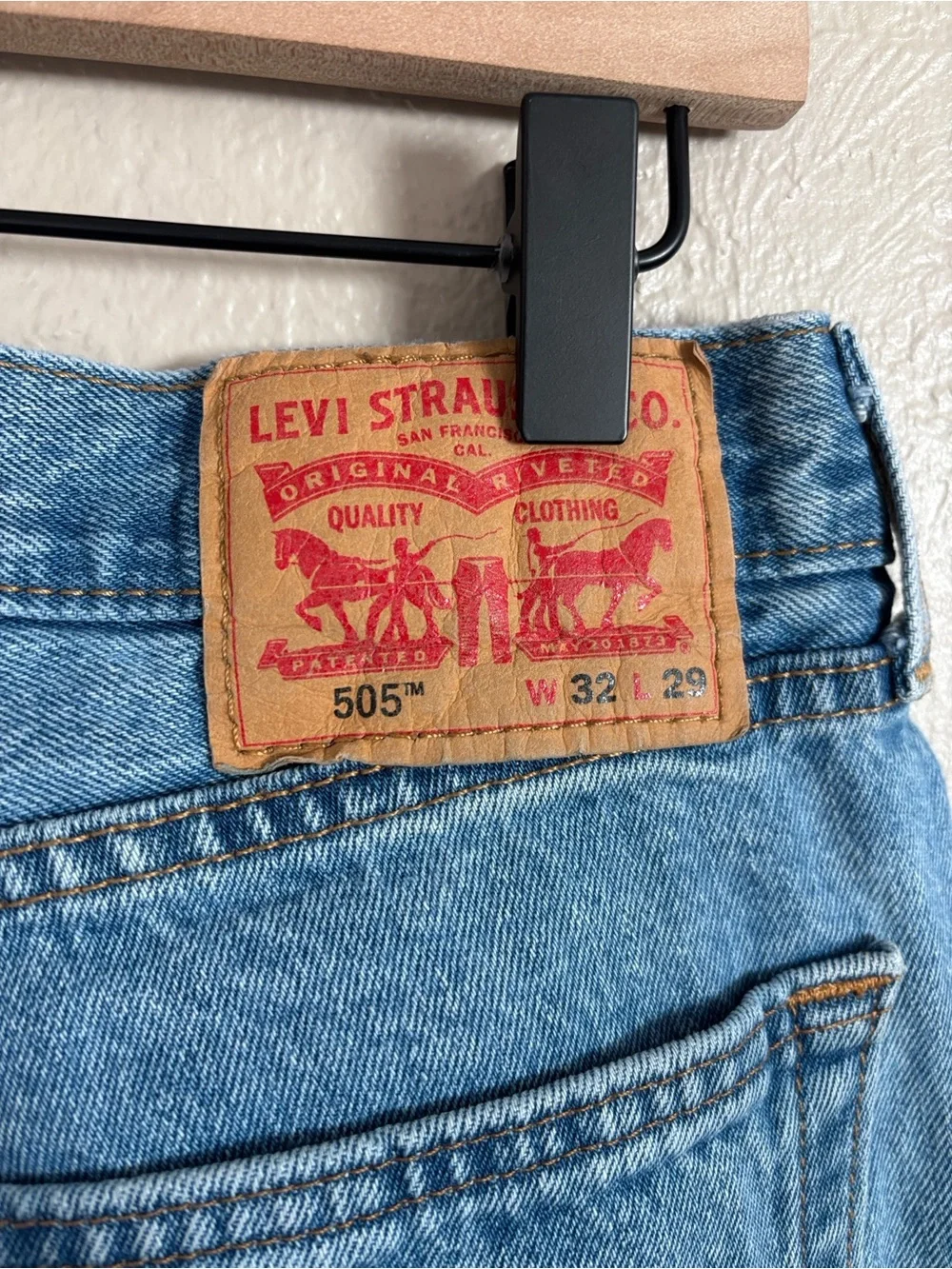 Levis 505 Jeans Mens 32W 29L Denim Straight Leg Regular Fit Stretch Zip Fly